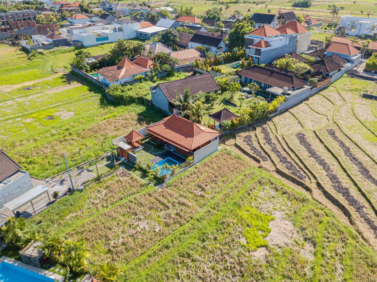 Rara Villa Canggu Exteriör bild